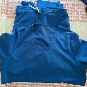 Figs Casma Three-Pocket Scrub Top. Livingston scrub bottoms